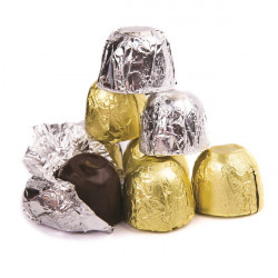 GOLD-Folie 10x10 cm 150 Blatt für Pralinen, Schokoladen, Eis am GOLD-Folie 10x10 cm 150 Blatt für Pralinen, Schokoladen, Eis am