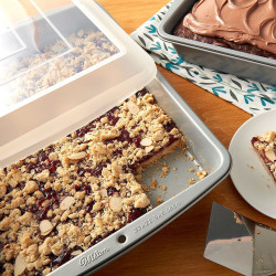 RR Wilton rectangular baking tin with lid 22.5x32.5 cm Baking