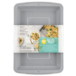Wilton Recipe Right téglalap alakú sütőforma fedővel 22,5 x 32,5 cm