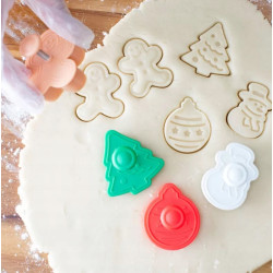 Wykrawaczki z tłoczkiem 4 szt. ŚWIĄTECZNE Choinka Bombka Ciastek Bałwanek