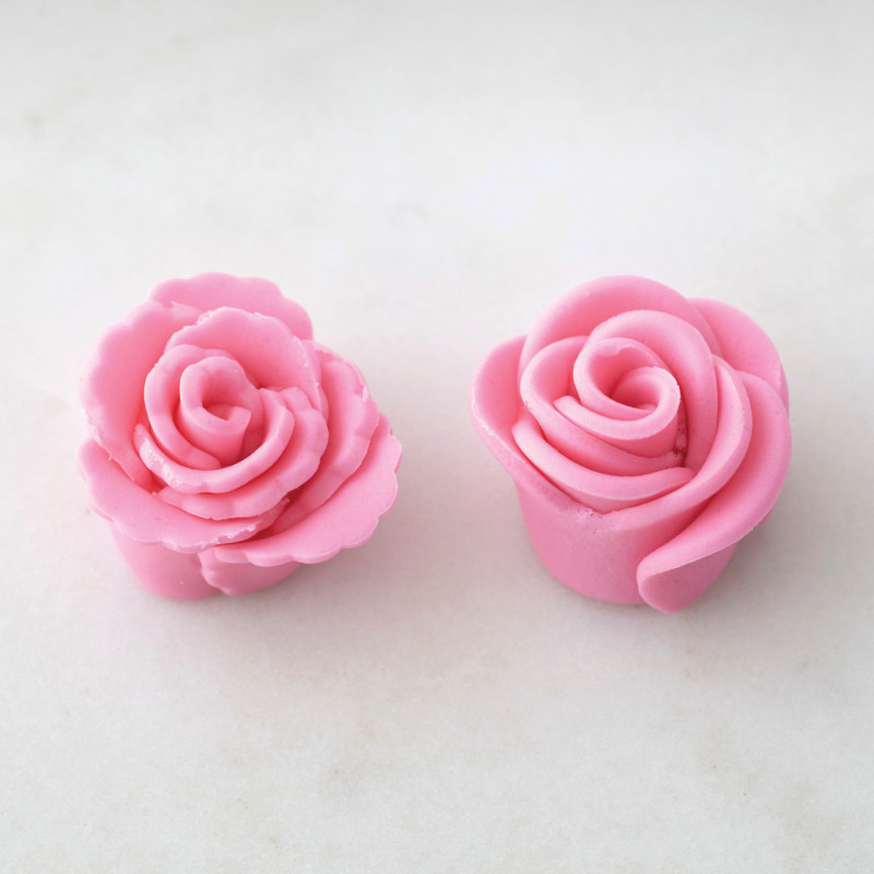 Wilton Easy Blooms double-sided rose cutter