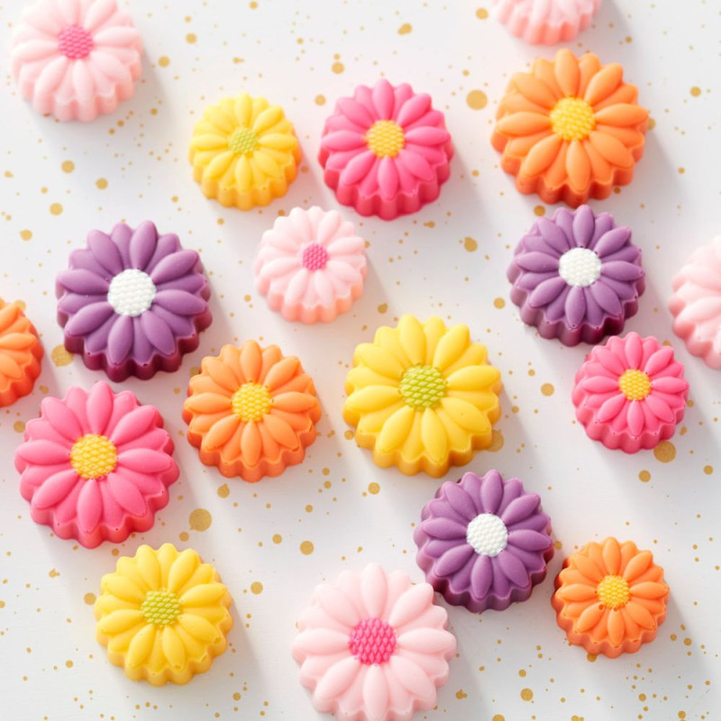 Wilton Candy Melts chocolate drops SNOW WHITE