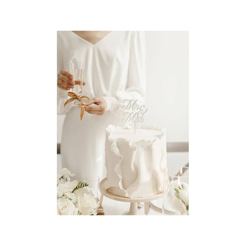 Wedding Topper Plexiglass white Mr and Mrs