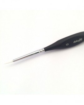Size 0 precision brush for detail painting Dekofee