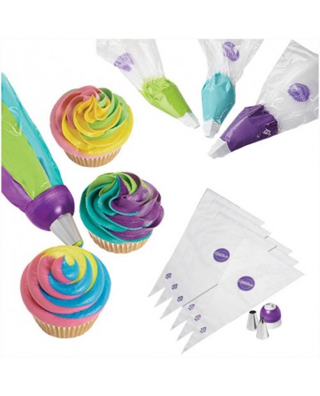 Wilton triple coupler sada with tips and bags – 9 ks